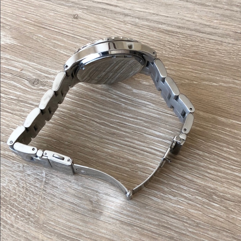 🌟HP!! Michael Kors Watch - Picture 4 of 4
